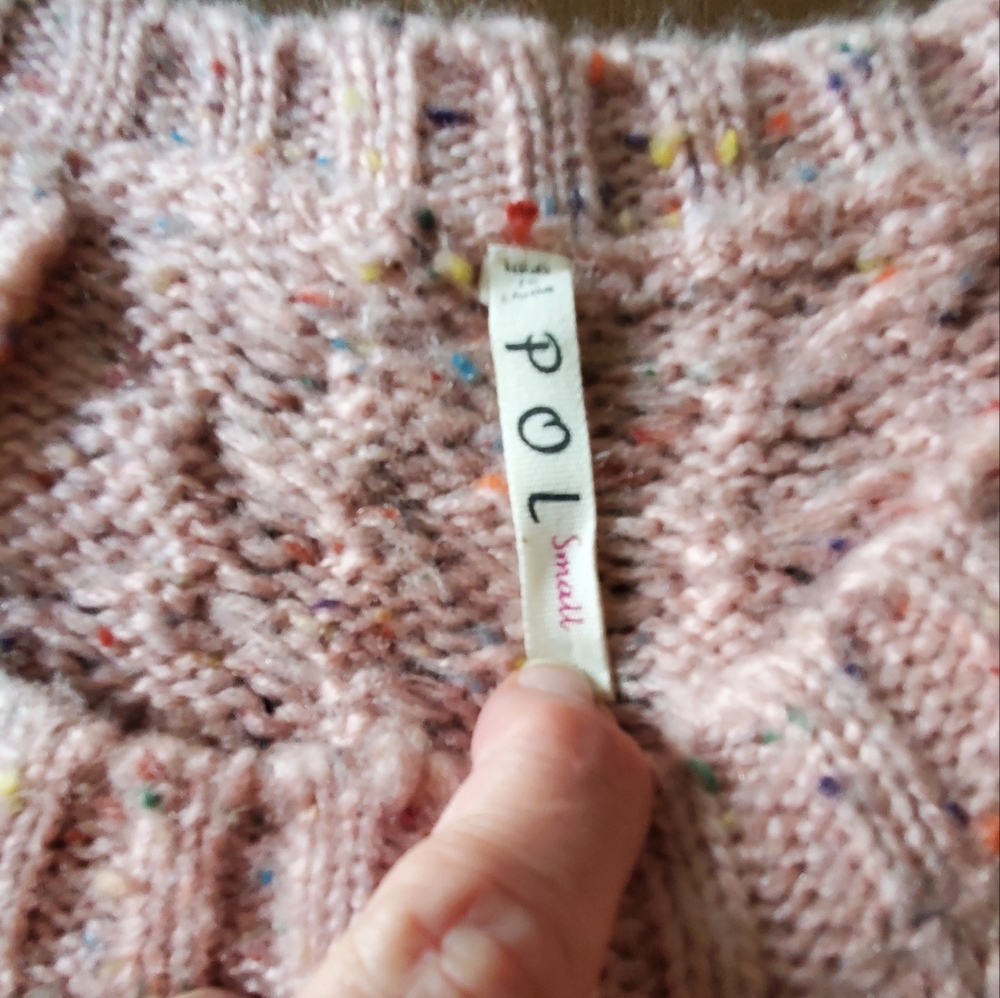 Sweater - Picture 4 of 4